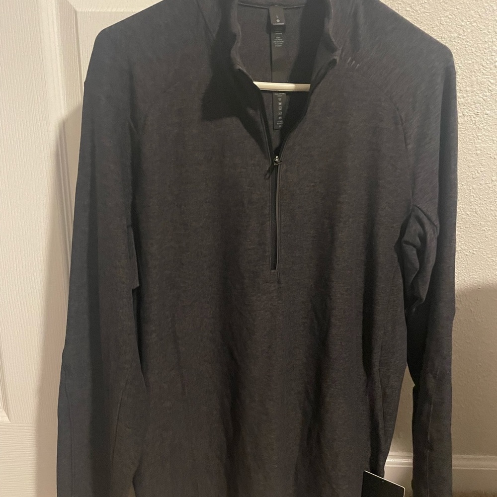 Lululemon Surge Warm 1/2 Zip, size large, NWT, Conquer cold weather runs.